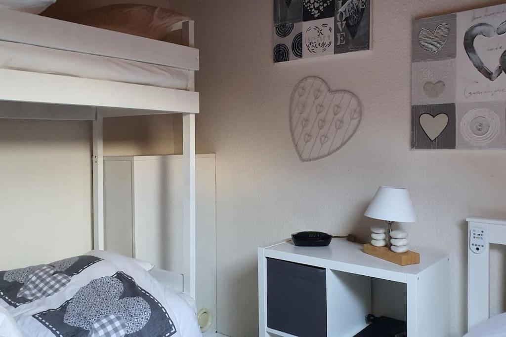 Duplex Cocooning Avec Vue Lac Et Montagnes 塞威恩 外观 照片